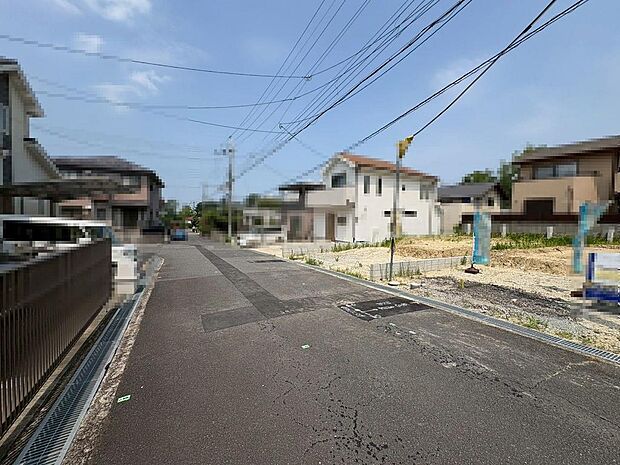 ウォークインクローゼットもありますよ!収納場所に困らず綺麗な室内を保てそうですね!