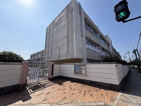 大阪狭山市立東小学校まで徒歩９分