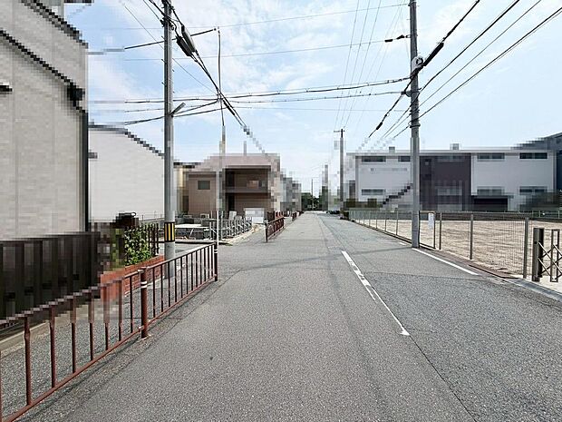 現地見学当日から承っております♪現地周辺の環境や、駅までの道のりなど周辺環境も合わせてご確認いただき、ぜひご検討ください!