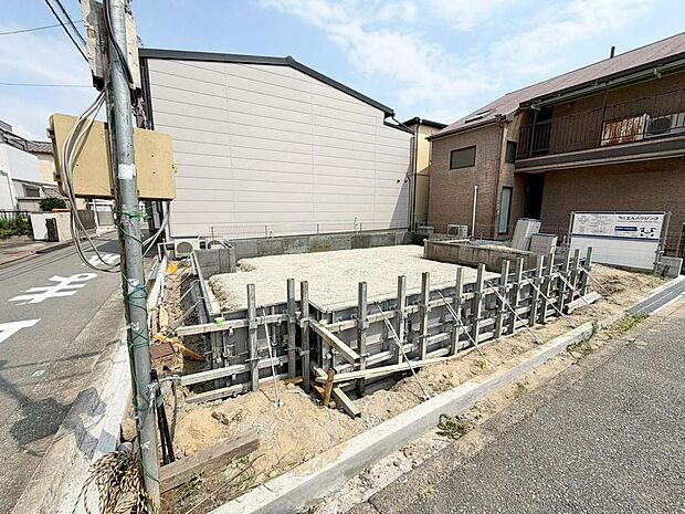 【北・西向きの角地!日当り・通風良好】たっぷりの陽光に包まれる明るい住まいに気持ちも明るくなりますね♪