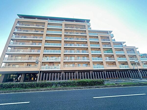 各居室は負担の少ない引き戸仕上げです。シニア生活に向けて第2の住居としてもお勧めです。
