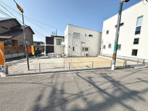 【浴室乾燥機付きです】一坪以上の浴室でのびのび一日の疲れを癒して下さいね!
