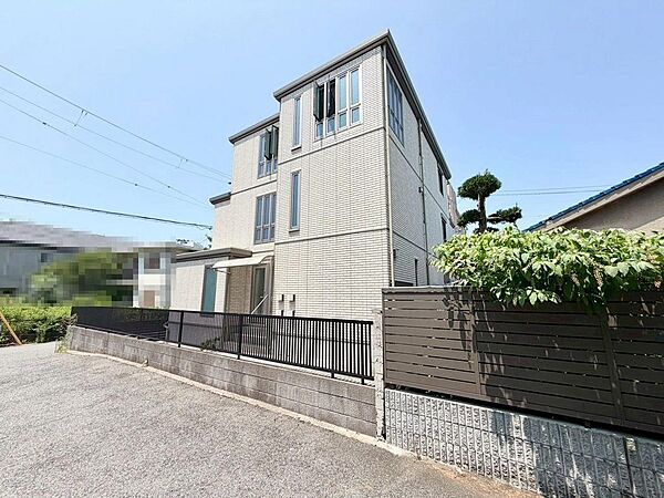 英彰こども園まで徒歩８分！小さなお子様のいるご家庭も安心ですね♪