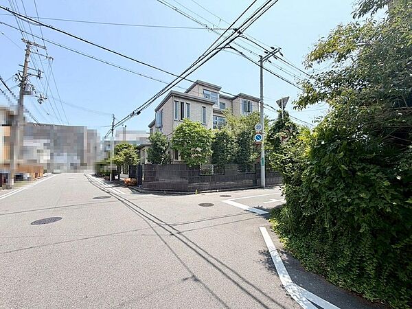 お客様にとって最良のマイホームが見つかりますよう、イエストアが全力でお手伝いさせていただきます！いつでもお気軽にお問い合わせ下さい♪
