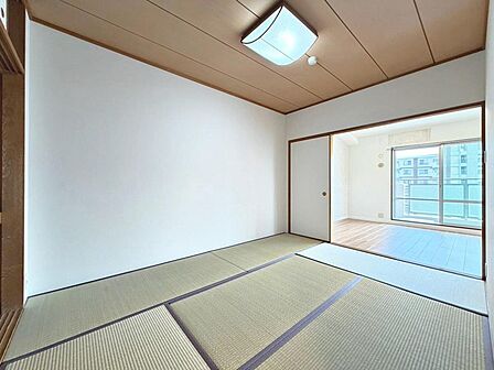 ☆和室ございます☆一息つく時の癒しの空間や客間にも使えますね♪