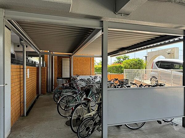 イオンモール堺北花田まで徒歩１６分！休日のお出掛けや毎日のお買い物にも便利！