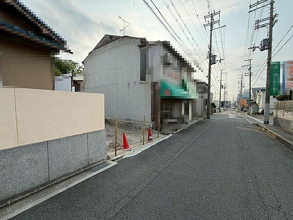 二方向道路に接道！たっぷりの陽光に包まれる明るい住まいになりそうです！