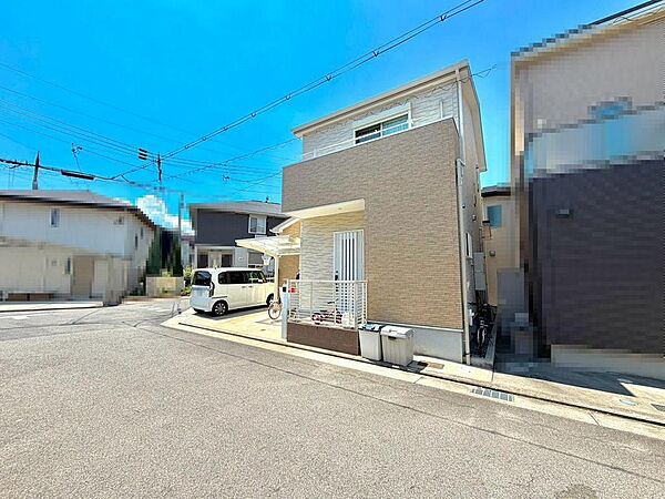 駐車２台可能（車種制限有）！愛車の置き場所に困らないですね♪