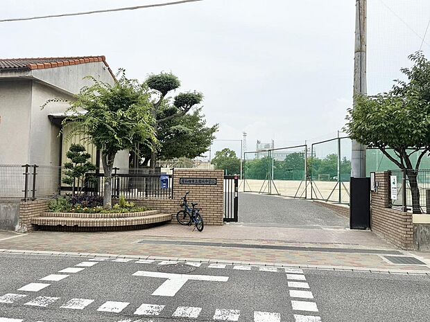 岸和田市立岸城中学校まで徒歩21分