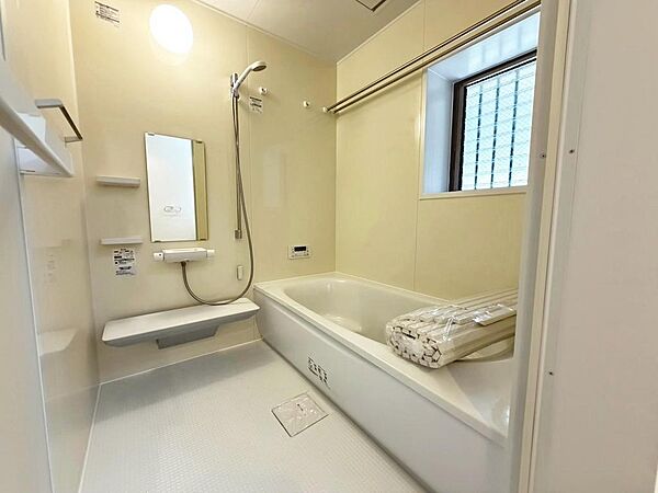時間短縮でシャワーだけの方も多いですが、一日の疲れを癒すため湯船に浸かれば心身ともにリラックスできますね♪