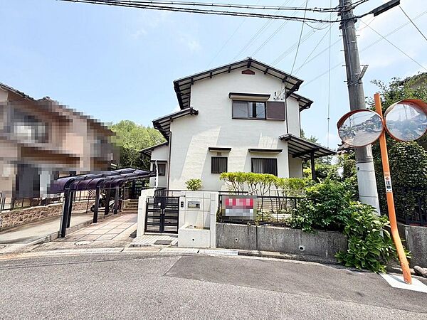 【閑静な住宅地でのびのび子育て】閑静な住宅地で子育て家族にピッタリ！毎日のお散歩も快適な緑に恵まれたエリアです♪
