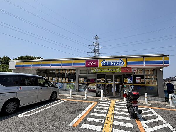 ミニストップ堺美木多上店まで徒歩７分