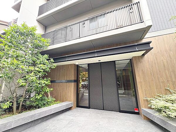南西角部屋！日当たり・通風良好！たっぷりの陽光に包まれる明るい住まいに気持ちも明るくなりますね！
