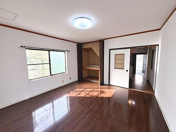 【広々４ＤＫ】テレワークのお仕事部屋、子供部屋等、ライフスタイルや家族構成に合わせて多目的にご使用いただけます♪