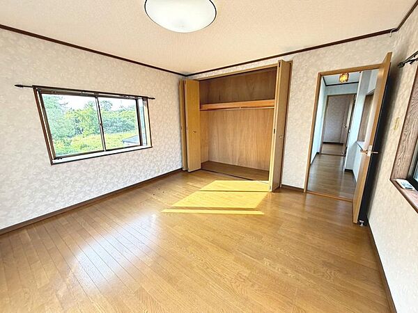 現地見学当日から承っております♪現地周辺の環境や、駅までの道のりなど周辺環境も合わせてご確認いただき、ぜひご検討ください！