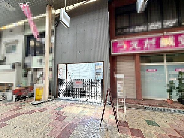 駅近物件だから電車やバスなど公共交通機関を利用しやすいことから、車を持たない生活がせきますよ♪