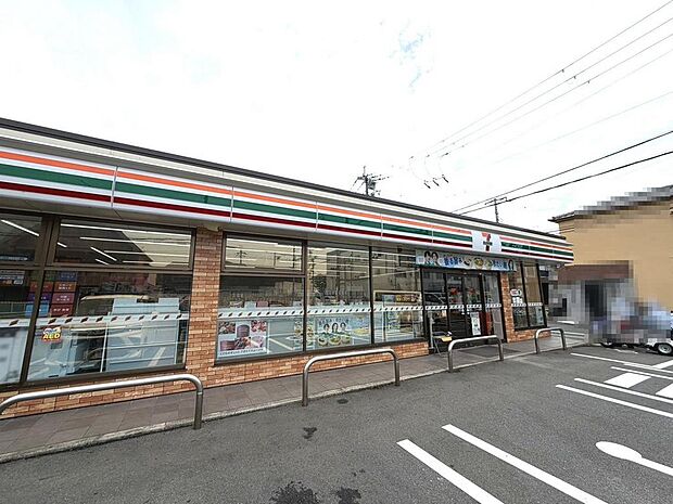 セブンイレブン大阪狭山東野中店まで徒歩5分