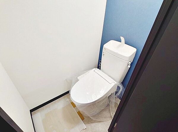 【トイレ新調】綺麗なトイレで清潔感があり気持ちがいいですね♪