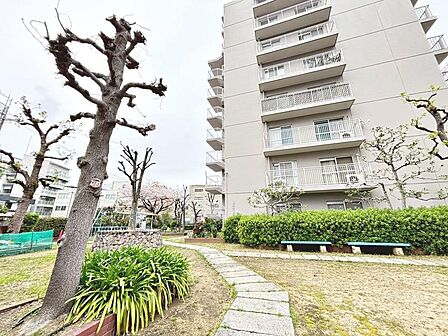 現地見学当日から承っております♪現地周辺の環境や、駅までの道のりなど周辺環境も合わせてご確認いただき、ぜひご検討ください!