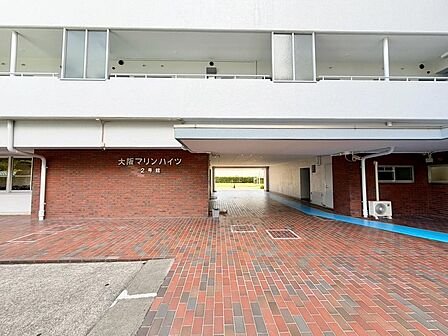 ゆとりの玄関ですよ!シューズボックスがあるので、玄関周りもスッキリ片付きますね!