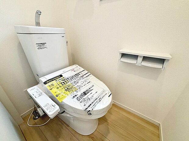 トイレ1階と2階の2ヶ所あります!忙しい朝や家族の多いご家庭も安心ですね♪