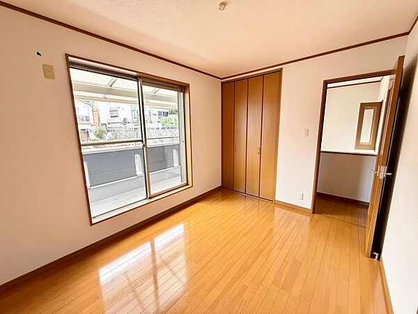 【全居室６帖以上】ゆとりある住まいでのびのび新生活をここではじめませんか♪