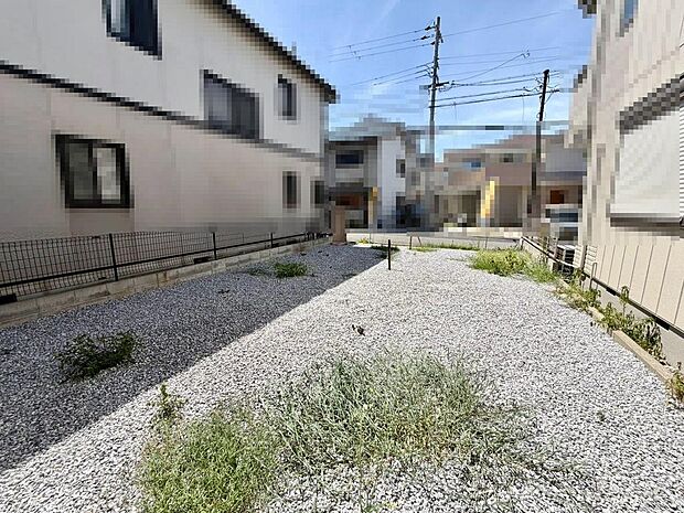 ウォークインクローゼットもありますよ!収納スペース充実してますよ♪綺麗な室内が保てますね!