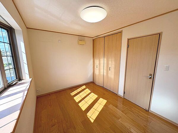 お家探しを始めてみようと思われたら是非【イエストア】までお気軽にご相談下さいませ♪