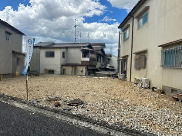 南東向き日当たり良好！たっぷりの陽光に包まれる明るい住まいになりますね！