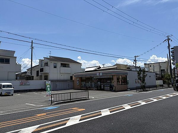 セブンイレブン岸和田加守町２丁目店まで徒歩６分