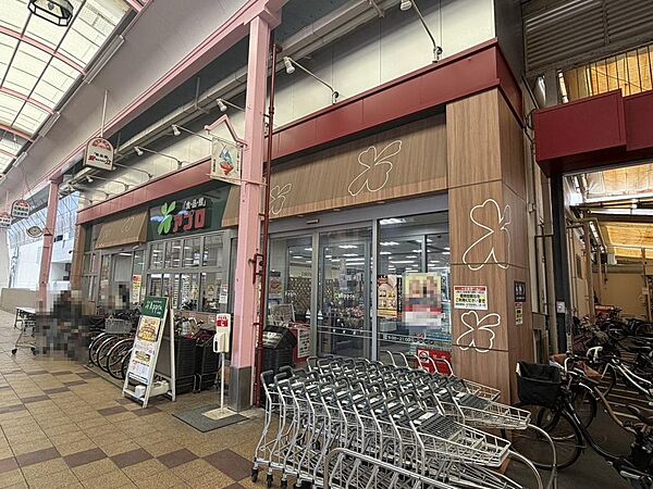 食品館アプロ安立店まで徒歩１２分