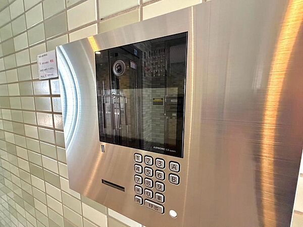 オートロックですので、セキュリティ面も安心ですよ♪