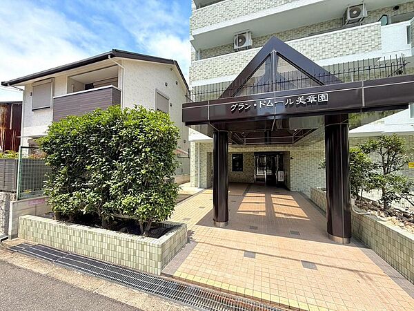 【南東角部屋】日当たり・通風良好！たっぷりの陽光に包まれる明るい住まい！ぜひ現地でお確かめください♪