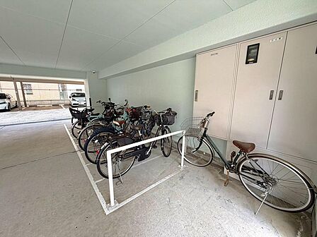 ☆3LDKの暮らしやすいお住まい☆テレワークのお仕事部屋、子供部屋等、ライフスタイルや家族構成に合わせて多目的にご使用いただけます♪