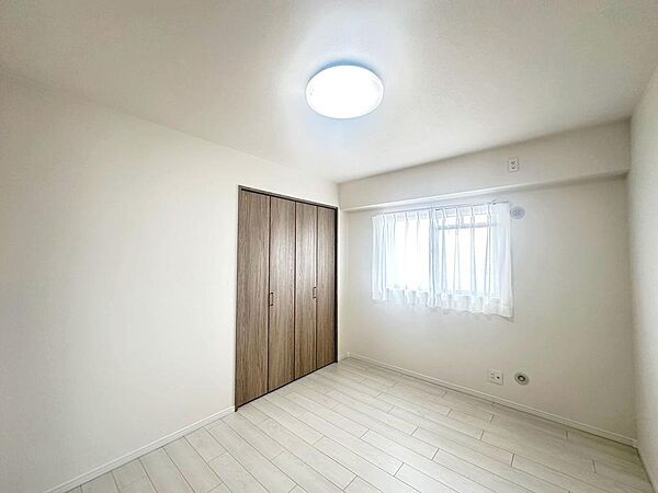 お家探しを始めてみようと思われたら是非【イエストア】までお気軽にご相談下さいませ♪