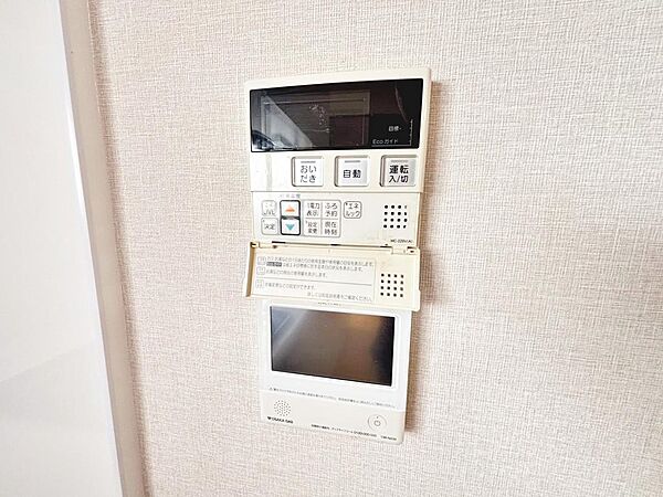 【TVモニターインターホン】急な来客時も外の様子が見えて安心ですね！