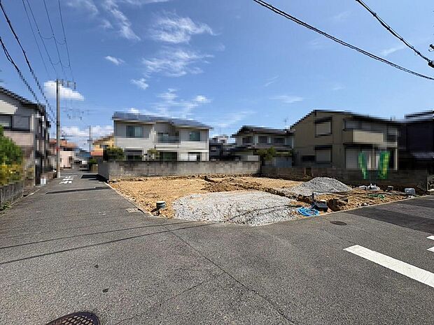 【2SLDK〜3LDK】暮らしやすい間取りですので、子供部屋や趣味のお部屋も作れますね♪資料請求だけでもお気軽にお問い合わせください!