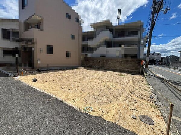 【現況更地】更地渡しにつき解体費用かかりません♪すぐにお家を建てられますよ！