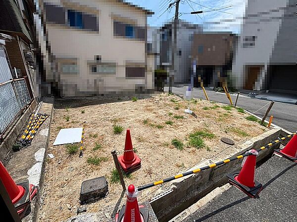 ＪＲ阪和線「富木」駅まで徒歩５分♪毎日の通勤や通学に便利ですよ！忙しい朝や遅い帰宅時にも安心ですね！