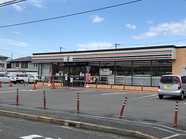 セブンイレブン堺土師町１丁店まで徒歩３分