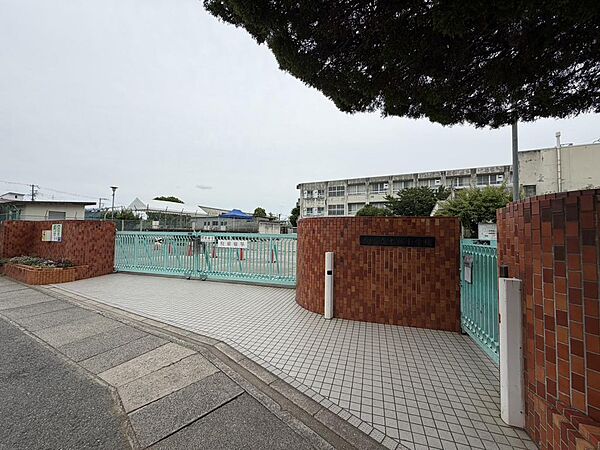 堺市立土師小学校まで徒歩１１分