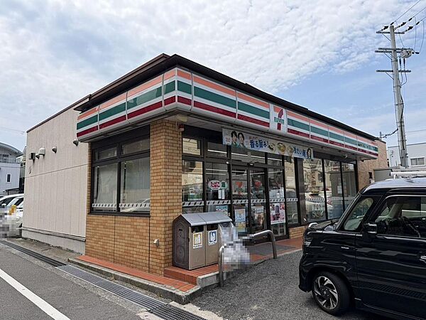 セブンイレブン和泉尾井町店