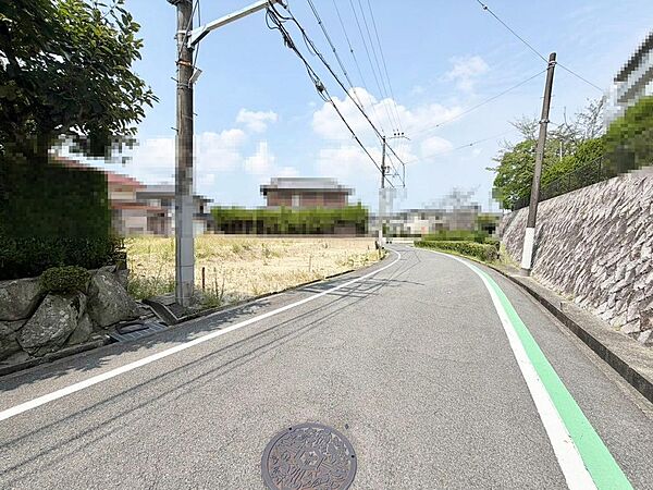 【土地約４５．２１坪～約５０．３２坪】駐車スペースも確保できますよ♪愛車の置き場所に困りません！