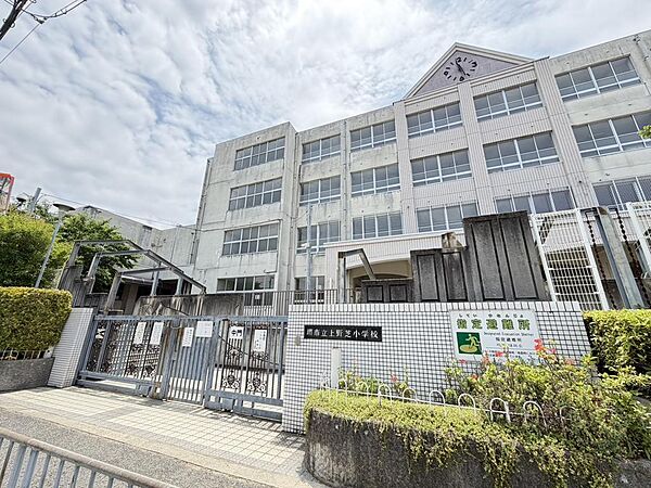 堺市立上野芝小学校まで徒歩１４分
