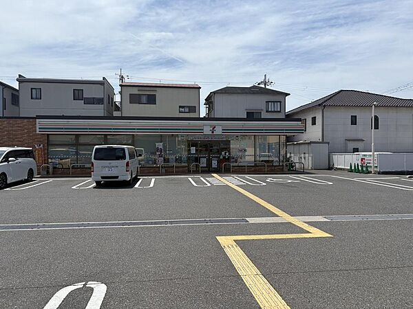 セブンイレブン岸和田西之内町店まで徒歩８分