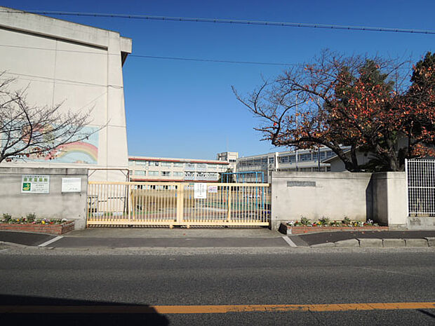 堺市立日置荘小学校まで徒歩16分