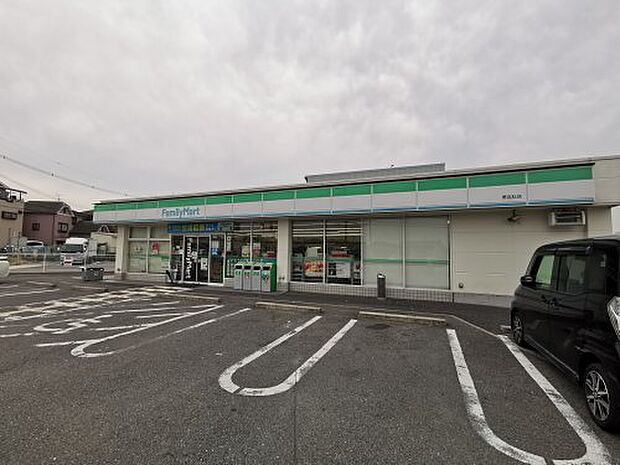 ファミリーマート堺高松店まで徒歩7分