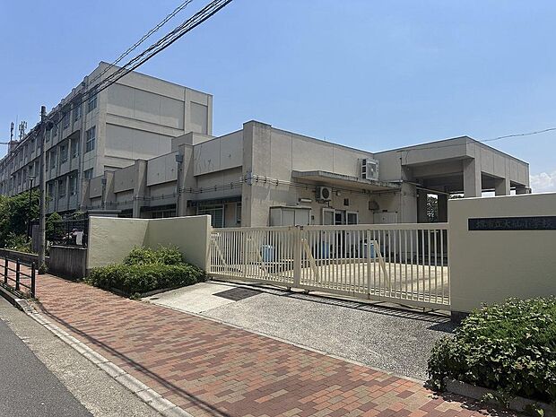 大仙小学校まで徒歩１４分