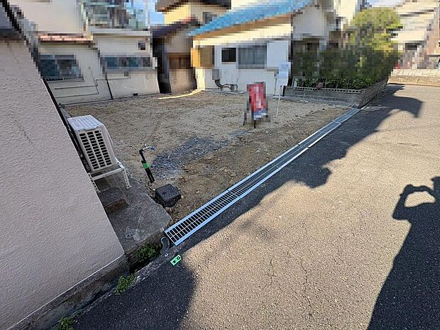 駐車スペース1台分ございますよ!愛車の置き場所に困らないですね♪