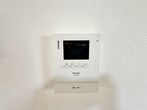 【TVモニターインターホン】急な来客時も外の様子が見えて安心ですね！
